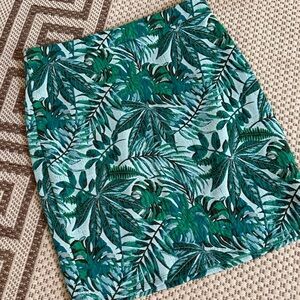 Leota Green Leaf Pattern Skirt